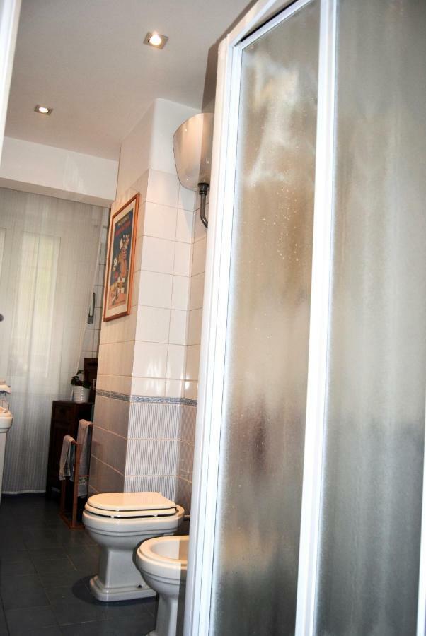 Famiglia Poggi, The Flying Hippo Apartment Roma Exterior foto