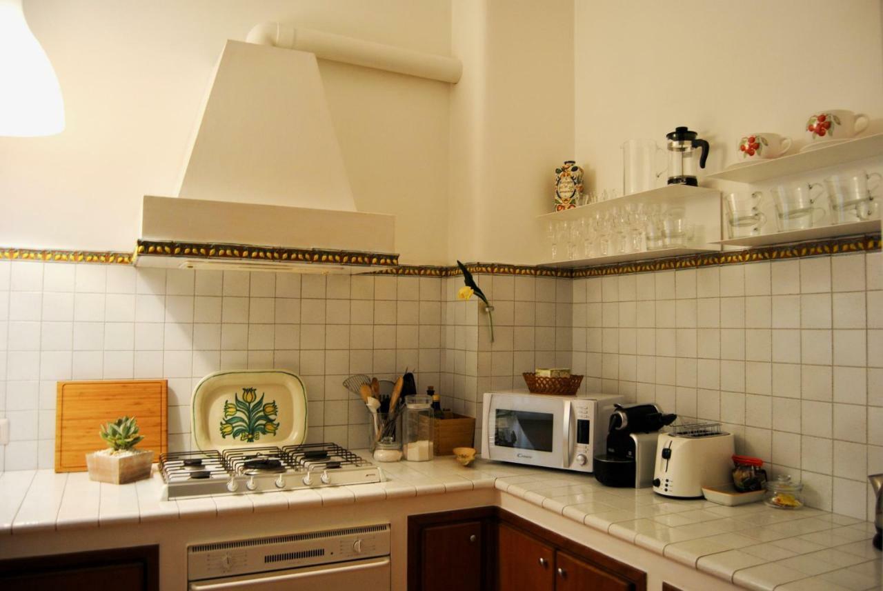 Famiglia Poggi, The Flying Hippo Apartment Roma Exterior foto