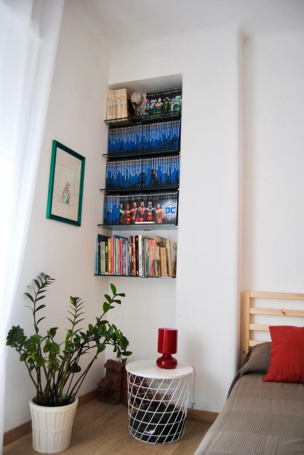 Famiglia Poggi, The Flying Hippo Apartment Roma Exterior foto