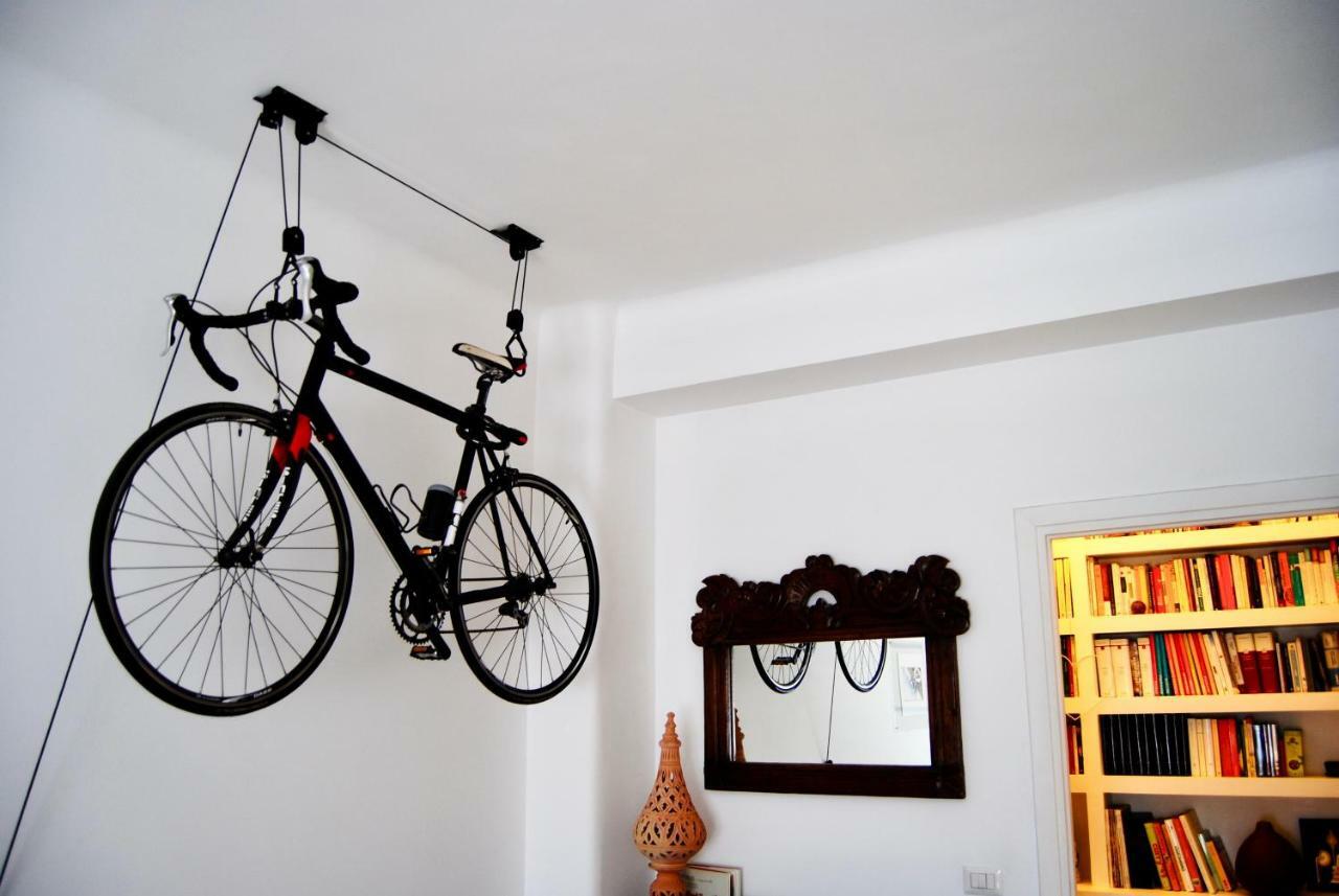 Famiglia Poggi, The Flying Hippo Apartment Roma Exterior foto